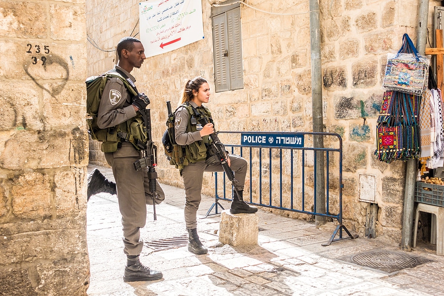חיילים שומרים בעיר העתיקה, ירושלים