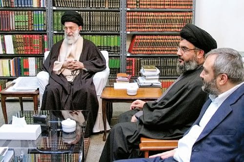 עלי חמייני נפגש עם בכירים איראנים