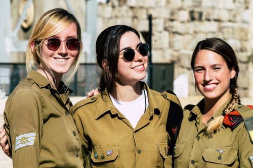 female israeli soldiers