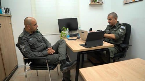 Superintendent Dr. Tal Misgav (left) interviews Chief Superintendent Tomer Eldar. Source: Neria Sachs, History and Research Unit at the Israel Border Police