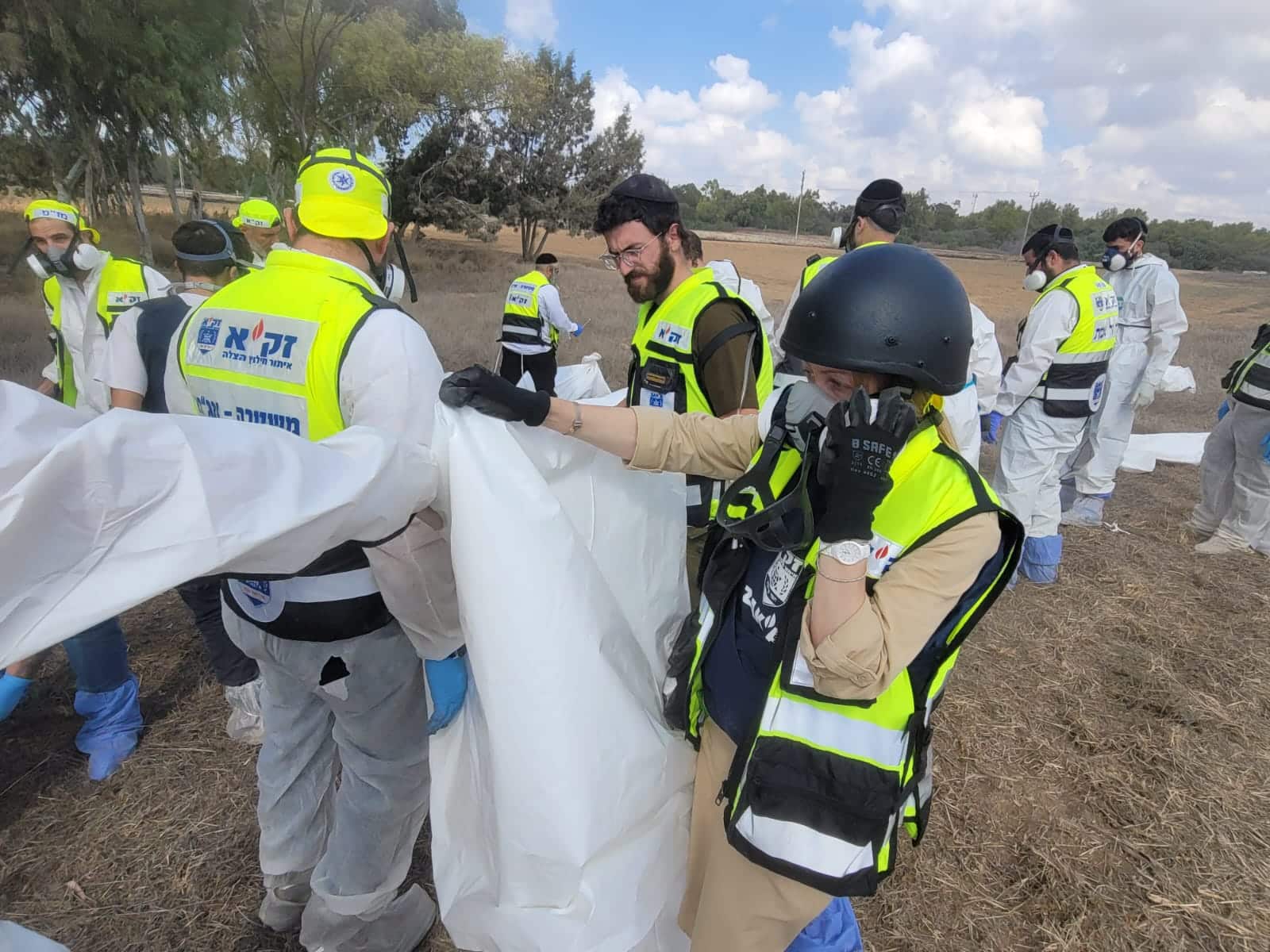 zaka volunteers in Nova party ground