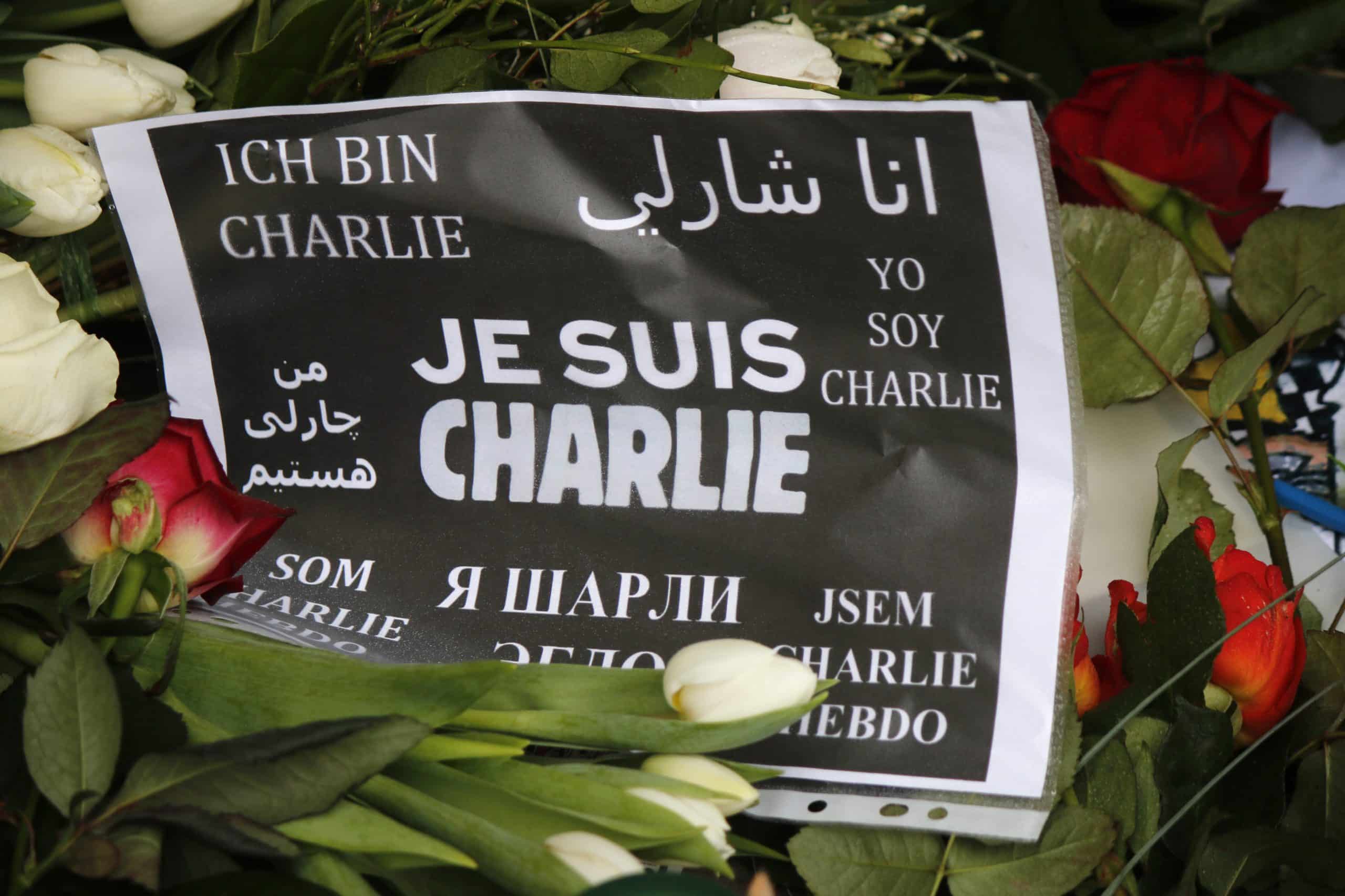 "Je suis Charlie" - mourning at the French Embassy in Berlin for the victims of the massacre at the French magazine "Charlie Hebdo".