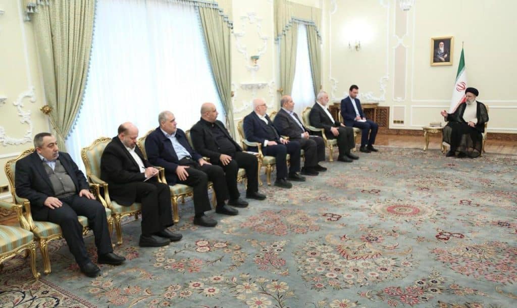 Iran seniormost officials and khamenei in carpeted room