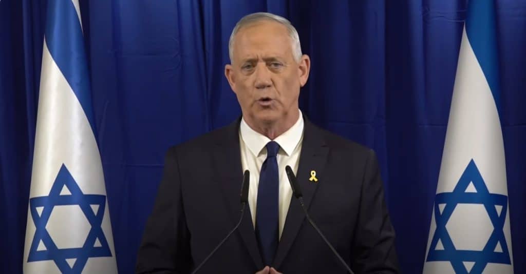 Minister Gantz announcing his departure from the government