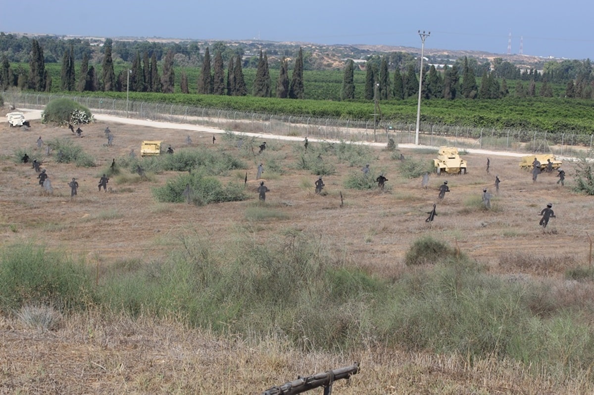 Soldiers & tank figures in the field