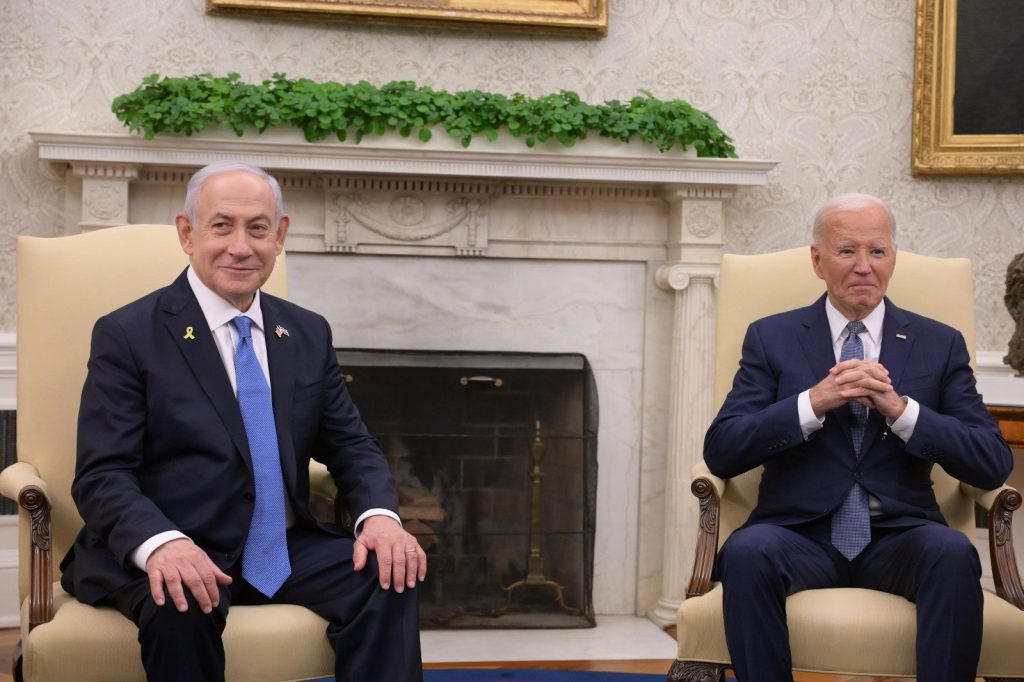 Netanyahu & Biden sitting