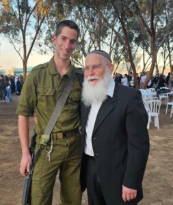 Matityahu Ya’akov Perel in uniform