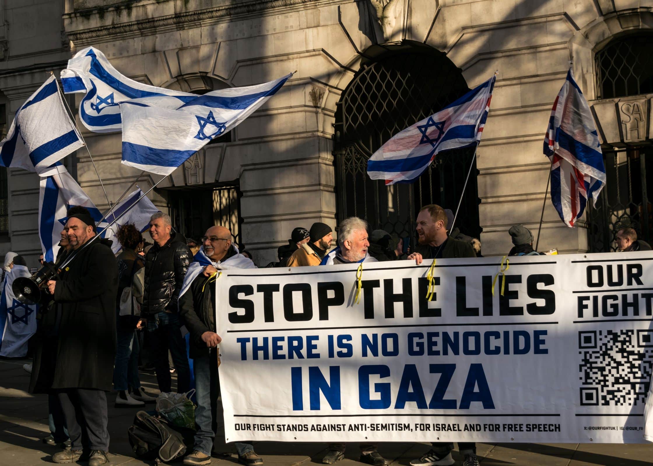 It is possible to resist the virulent propaganda. Pro-Israel demonstration 