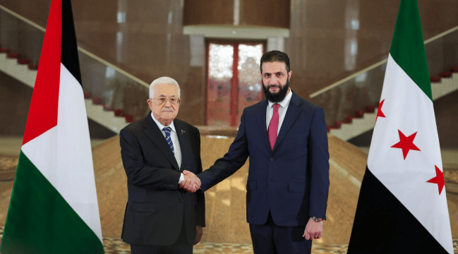 The Chairman of the Palestinian Authority, Abu Mazen, arrived in Damascus at the Presidential Palace to meet with Syria’s new president, Abu Mohammad al-Julani.. | Source: Step news agency on telegram, /t.me/stepnews