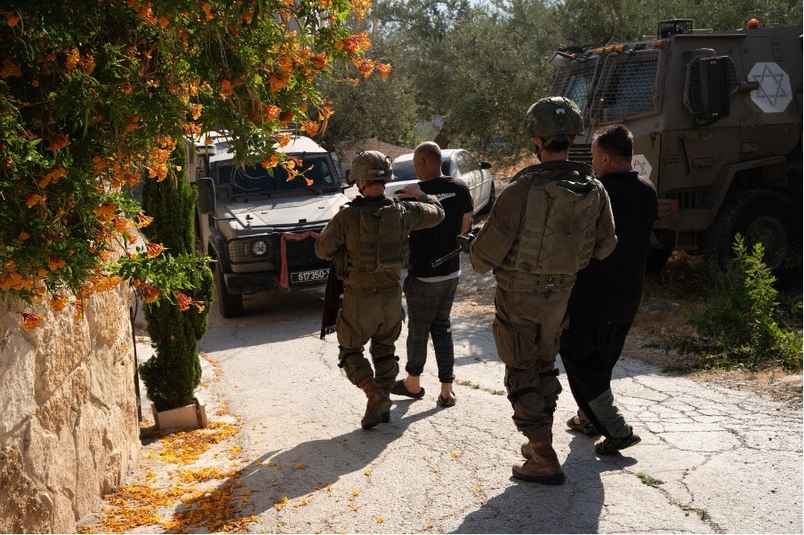 IDF toops in a counter terrorism operation in Meithalun in Samaria.